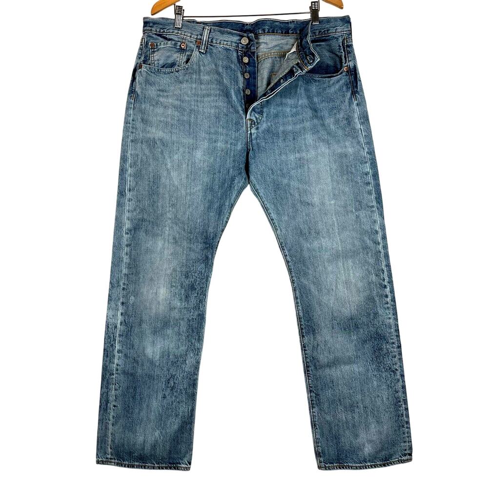 VTG Levis 501 Jeans Mens 38x30 Blue Straight Button Fly Stone Wash Y2K‎ Denim